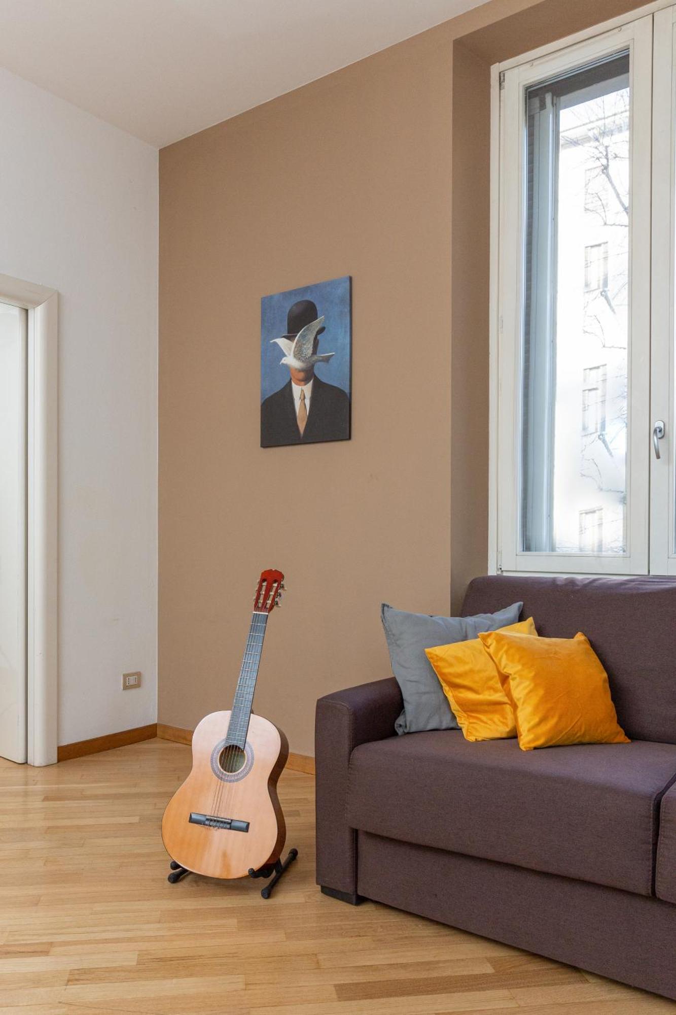 Free Parking Exclusive Apartment Magritte Style ミラノ エクステリア 写真